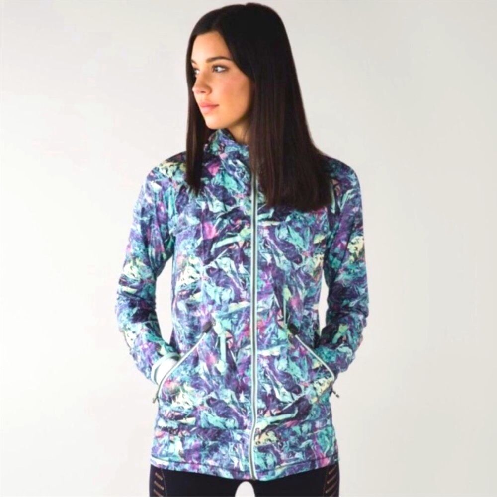 Lululemon Miss Misty II Iridescent Jacket Size 6